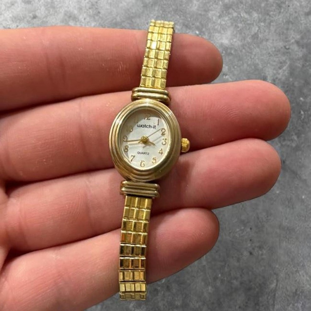 Vintage Watch-it Gold Tone Oval Quartz Womens Wristwatch Expansion Band Working